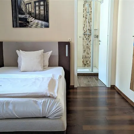 Altstadthotel Goldene Kugel Waren (Mueritz)