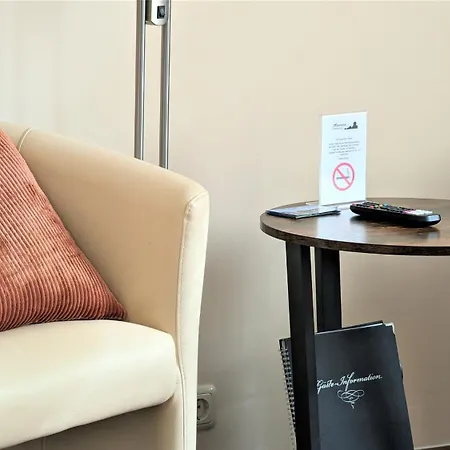 Otel Altstadthotel Goldene Kugel Waren (Mueritz)