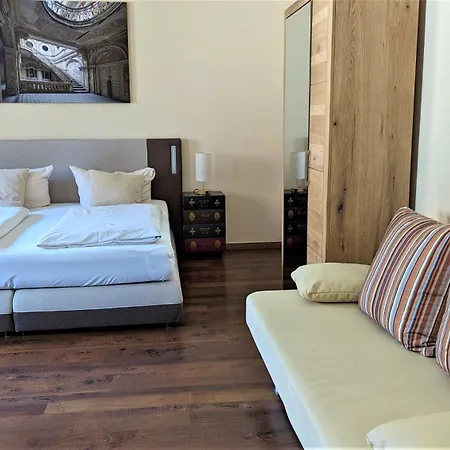 Altstadthotel Goldene Kugel Waren (Mueritz)