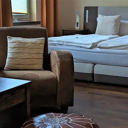 Altstadthotel Goldene Kugel Отель