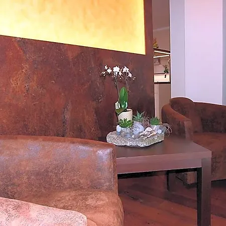 Altstadthotel Goldene Kugel 3* Waren (Müritz)