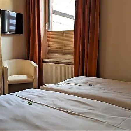 Altstadthotel Goldene Kugel Hotel Waren (Müritz)