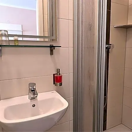 Altstadthotel Goldene Kugel 3* Waren (Mueritz)