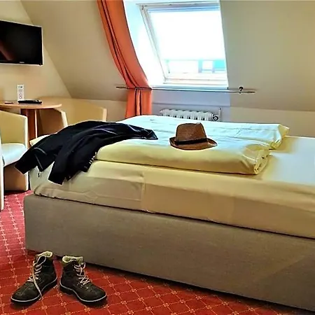 Altstadthotel Goldene Kugel 3* Waren (Müritz)
