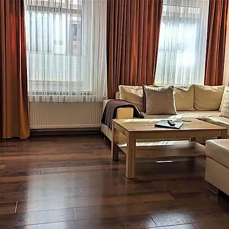 Altstadthotel Goldene Kugel Waren (Müritz)