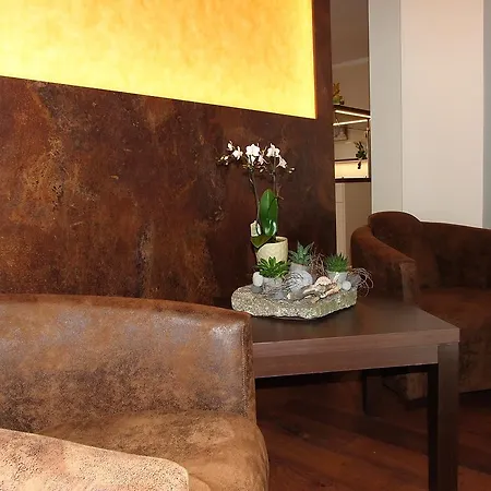 Altstadthotel Goldene Kugel Waren (Mueritz)