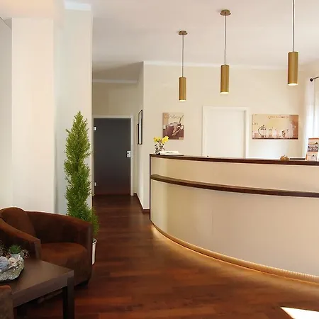 Altstadthotel Goldene Kugel 3*